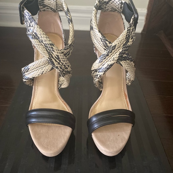 Brand new sexy high heel sandals - Picture 2 of 5